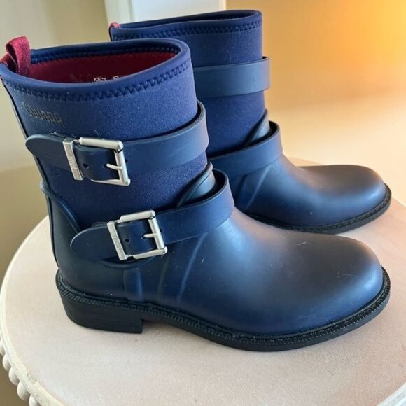 Cougar Women’s Kirby Rain Boot Size 7 Navy Blue with Red Lining Buckle Gardening - Picture 1 of 10